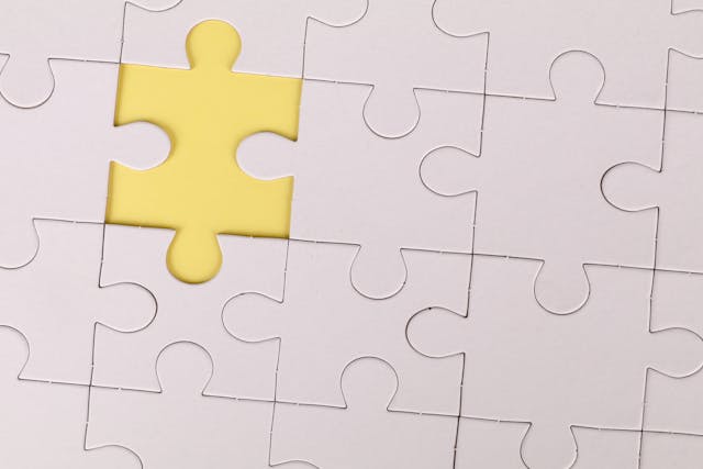 Mehr als nur Lehre. Im Bild: Puzzle mit einem fehlenden Teil