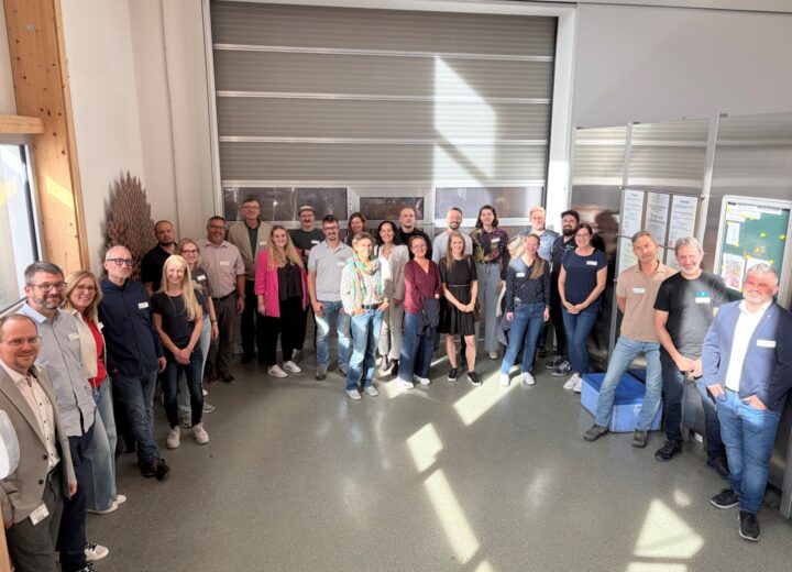Gruppenfoto von den Gästen am Stammtisch bei MULTIVAC