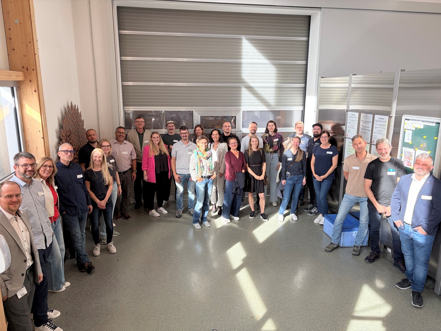 Gruppenfoto von den Gästen am Stammtisch bei MULTIVAC